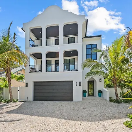 Villa Meet Me At Sunset